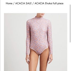 BNWT Acacia Ehukai body suit in large